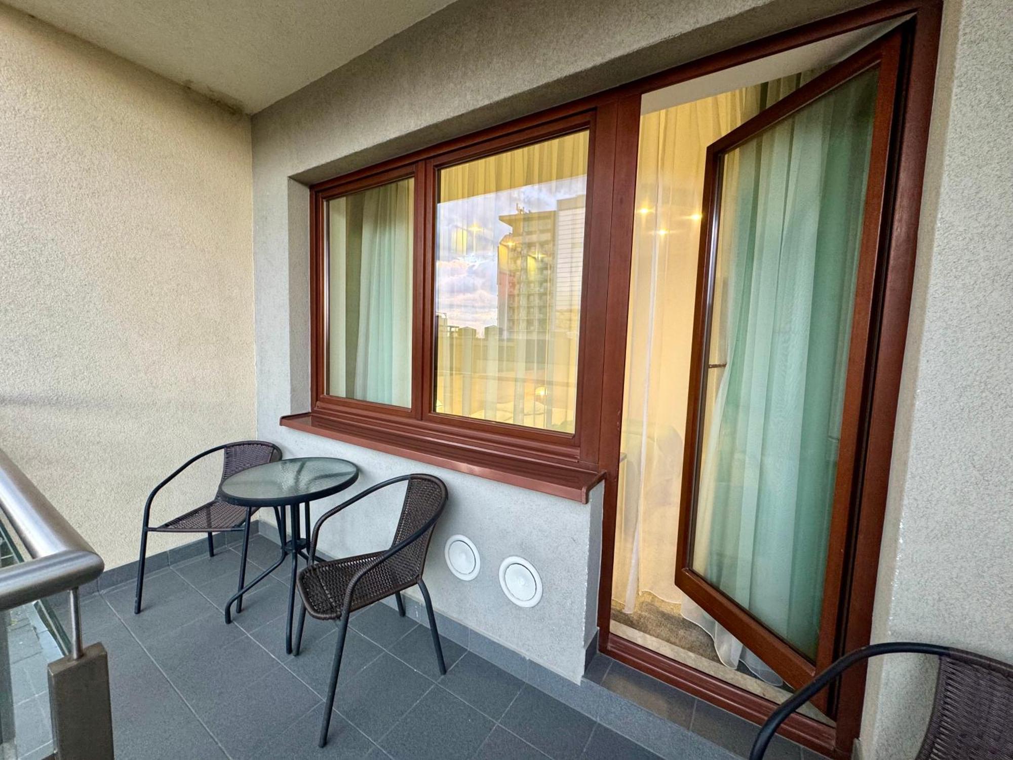 Apartamenty Promenada-Arka كولوبرزيغ المظهر الخارجي الصورة